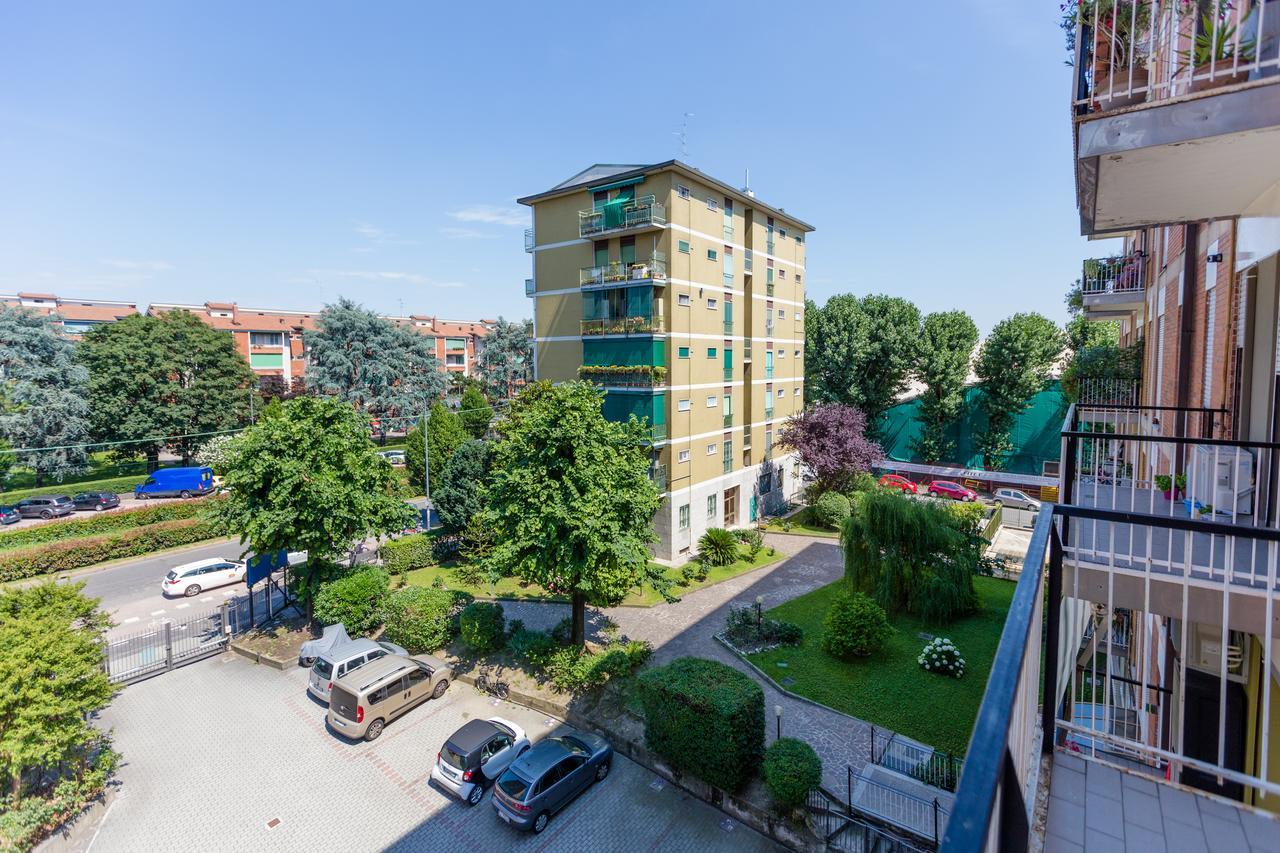 Linate Airport Apartment Милан Экстерьер фото